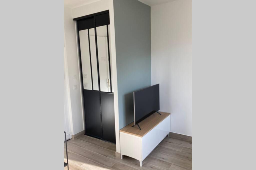 Appartement Cosy Proche Rer Et Centre Ville Le Plessis-Robinson Luaran gambar